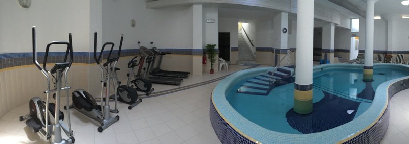 piscina coperta panoramica 3